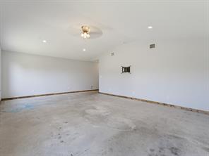 205 County Road 1794 - Photo 8