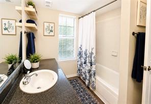 5200 Martel Avenue - Photo 12