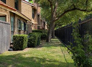 5200 Martel Avenue - Photo 23