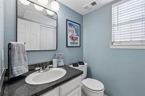 5200 Martel Avenue - Photo 5
