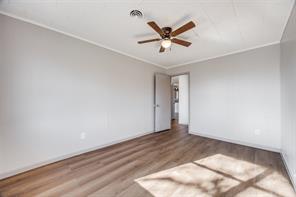 226 Glen Meadows Drive - Photo 16