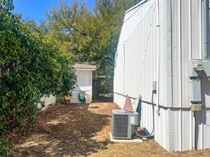 1833 W Highway 199 - Photo 6