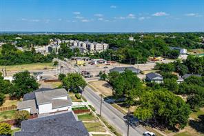 1735 E Waco - Photo 3