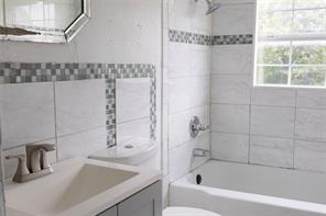 936 E Cantey Street - Photo 16