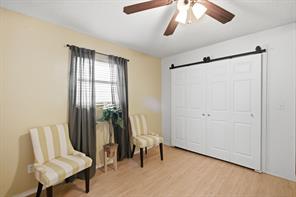 917 E Ross Avenue - Photo 16