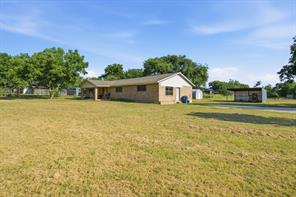 917 E Ross Avenue - Photo 3