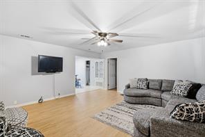 917 E Ross Avenue - Photo 4