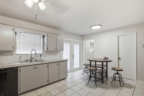 917 E Ross Avenue - Photo 8