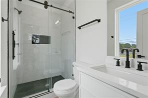 3905 Blue Ridge Boulevard - Photo 20