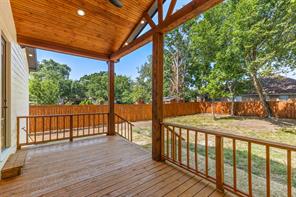 707 Hilltop Drive - Photo 31