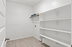 944 Ravenwood Lane - Photo 17