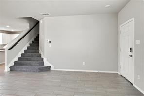 944 Ravenwood Lane - Photo 7