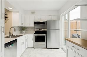 839 Dublin Drive - Photo 1