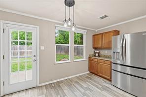 16637 Woodside Drive - Photo 13