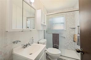 5213 Bonnie Wayne Street - Photo 16
