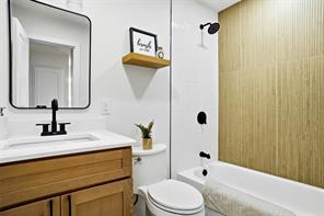 321 NW Wintercrest Road - Photo 12