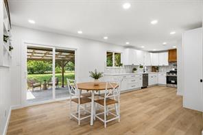 321 NW Wintercrest Road - Photo 4