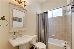 5429 Victor Street - Photo 13