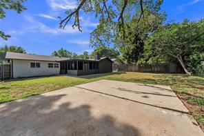 408 Simmons Drive - Photo 26