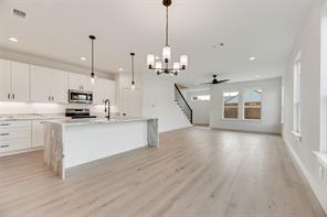 2326 Fairfax Drive - Photo 9