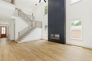 1613 N Bradley Street - Photo 3