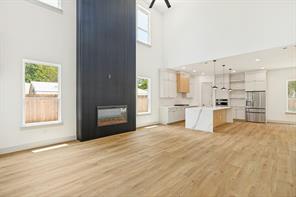 1613 N Bradley Street - Photo 6