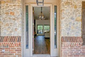 514 Oak Hills Drive - Photo 2