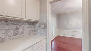 1701 Oriole Drive - Photo 12