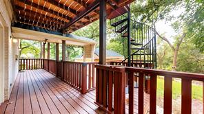 1701 Oriole Drive - Photo 31