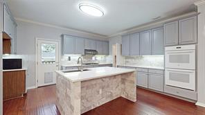 1701 Oriole Drive - Photo 8