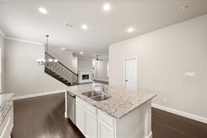 5145 Kentwood Drive - Photo 12