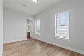 1409 Imperial - Photo 18