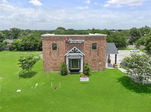 207 E Byron Nelson Boulevard - Photo 2