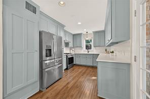 311 Paulus Avenue - Photo 11