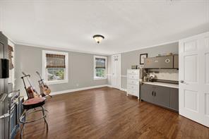 311 Paulus Avenue - Photo 17