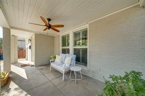 311 Paulus Avenue - Photo 3