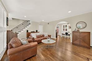311 Paulus Avenue - Photo 5
