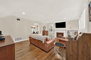 311 Paulus Avenue - Photo 7