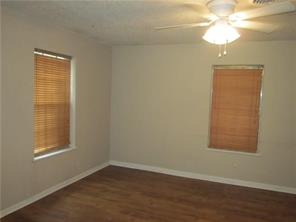 2023 N Willis Street - Photo 10