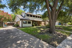 2813 Raintree Drive - Photo 9