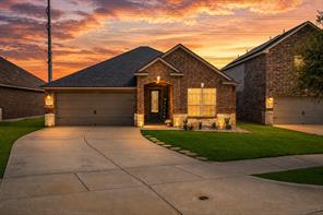 5017 Beaver Creek Avenue - Photo 1