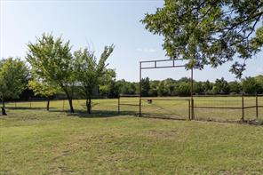 404 Hackberry Drive - Photo 1