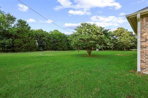 7106 County Road 4729 - Photo 40