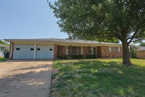 7601 Trimble Drive - Photo 1