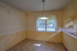 7601 Trimble Drive - Photo 11