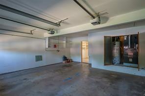 7601 Trimble Drive - Photo 15