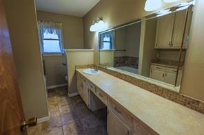 7601 Trimble Drive - Photo 23