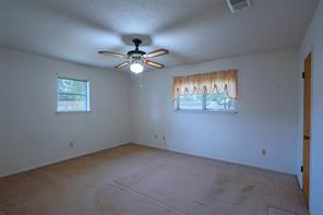 7601 Trimble Drive - Photo 25