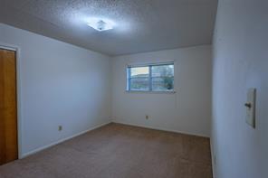 7601 Trimble Drive - Photo 27