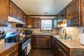 1418 Green Street - Photo 6